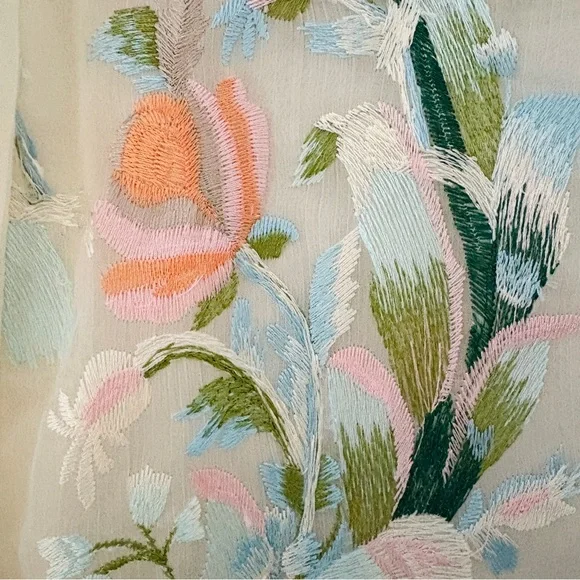 Tiny | Anthropologie Hartford Embroidered Top, Ivory/ Cream, Size XS - Picture 6 of 10